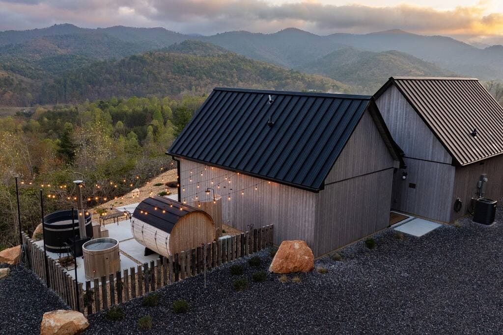 Black Fox Cabin in Hayesville, NC