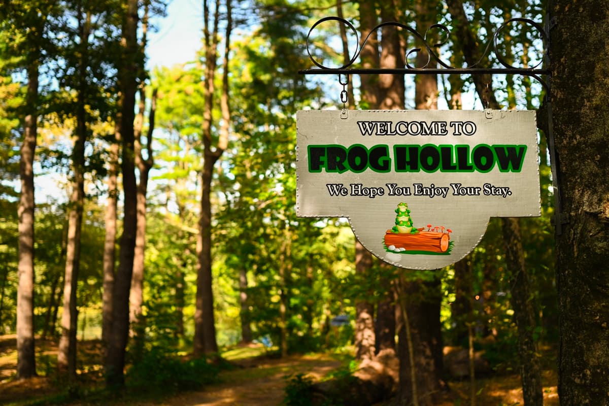 Frog Hollow Cabin in North Grosvenordale, CT